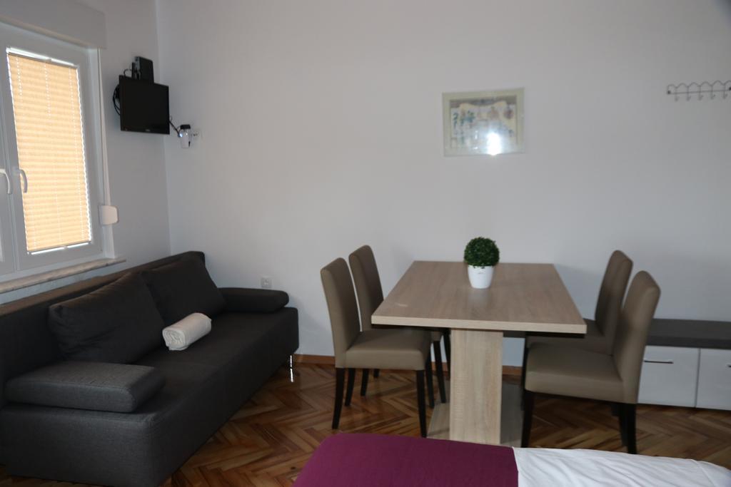 Apartmani Villa Christina Ičići Zewnętrze zdjęcie