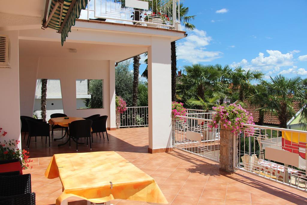 Apartmani Villa Christina Ičići Zewnętrze zdjęcie